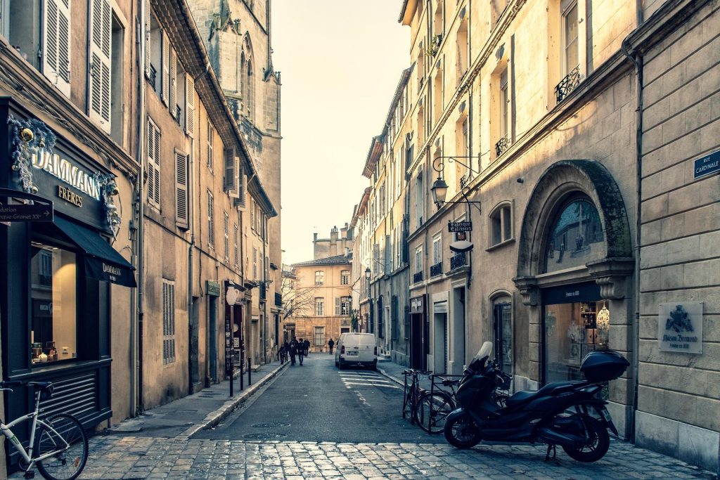 Déménageurs à Aubagne